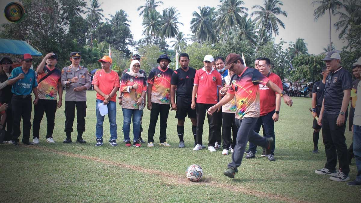 Pemkab Parimo Gelar Turnamen Sepak Bola Pelajar Usia 12 dan 14 Tahun